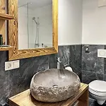 Our's Living - Modern With Sauna Near Kitzbueheler Alpen Lift Apartment *