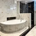 Our's Living - Modern With Sauna Near Kitzbueheler Alpen Lift *