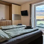 Our's Living - Modern With Sauna Near Kitzbueheler Alpen Lift * Hollersbach im Pinzgau