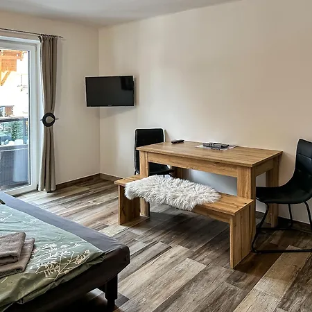 Our's Living - With Sauna & Summercard Near Kitzbueheler Alpen Lift * Hollersbach im Pinzgau