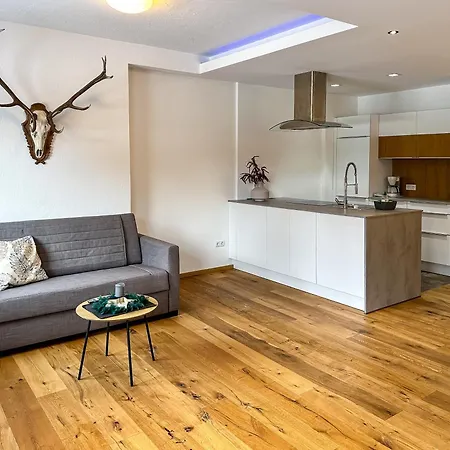 Our's Living - Modern With Sauna Near Kitzbueheler Alpen Lift 아파트