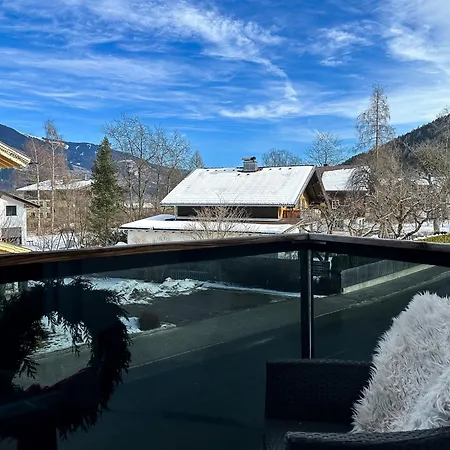 Our's Living - Modern With Sauna Near Kitzbueheler Alpen Lift 아파트