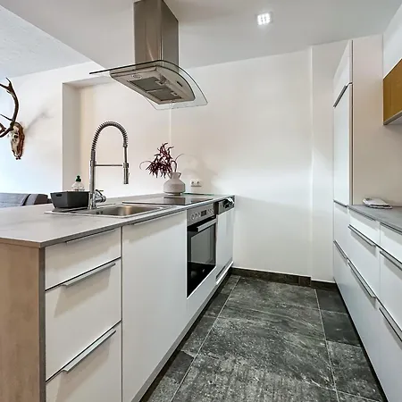 Our's Living - Modern With Sauna Near Kitzbueheler Alpen Lift *