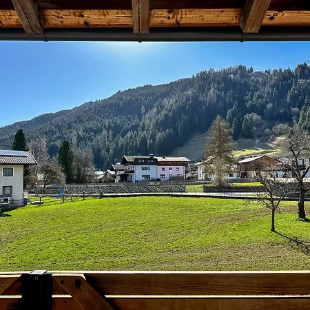 Our's Living - With Sauna & Summercard Near Kitzbueheler Alpen Lift *