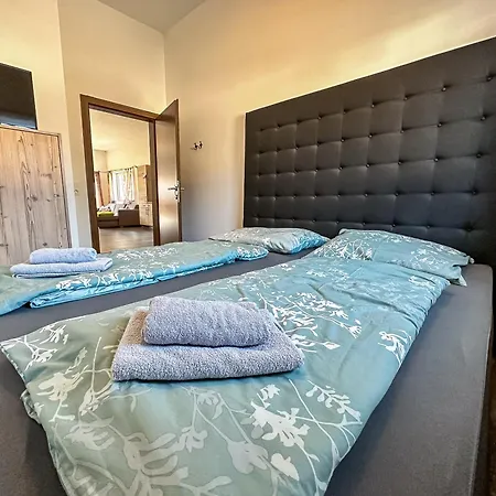 Our's Living - With Sauna & Summercard Near Kitzbueheler Alpen Lift Apartmán