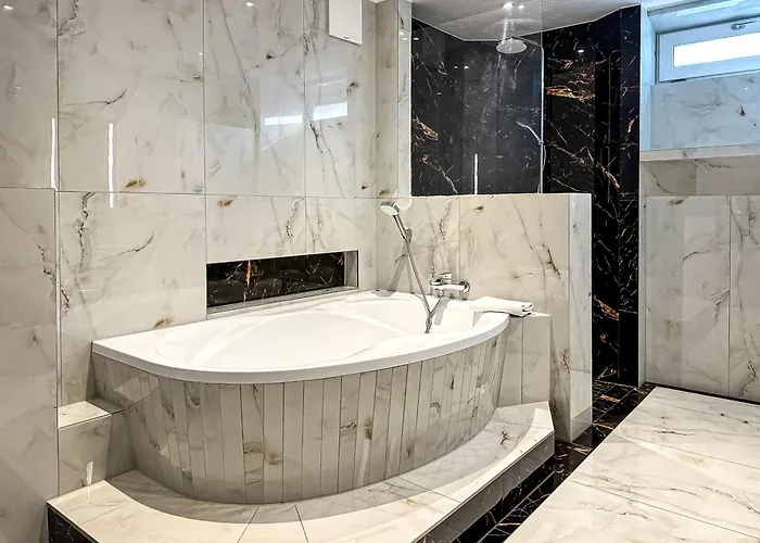 Our's Living - Modern With Sauna Near Kitzbueheler Alpen Lift *